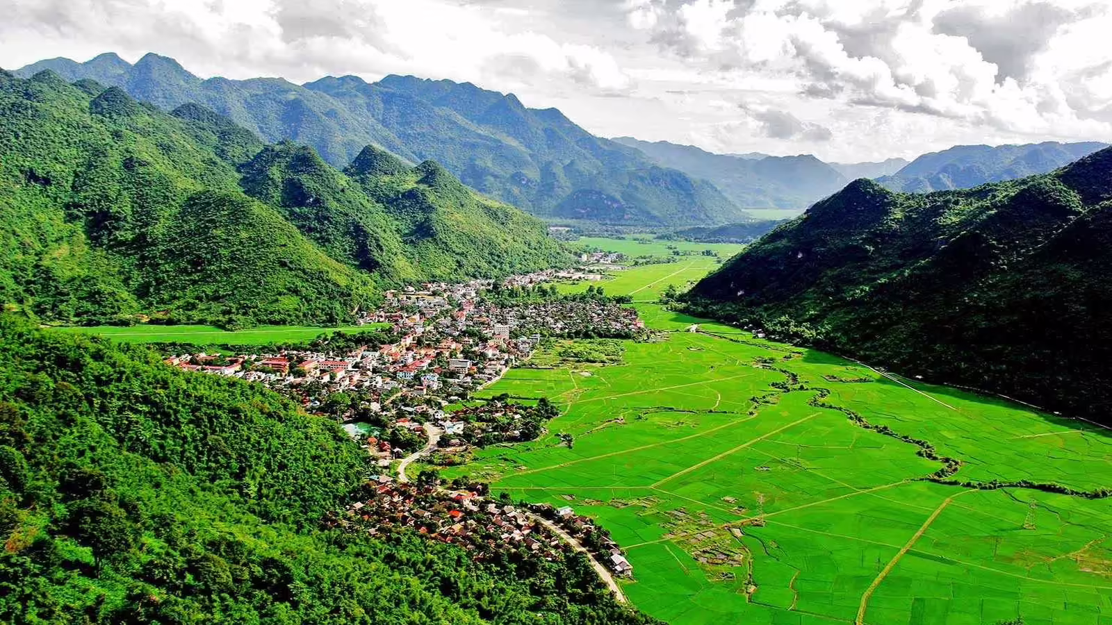 Van village (Mai Chau - Hoa Binh)
